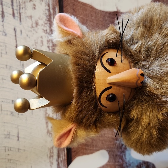 Vintage Steinbach German Handmade Wooden Lion Jungle King Nutcracker IOB Tag - Picture 2 of 8